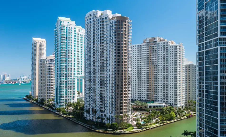 Best Neighborhoods to Buy a Home in Miami
